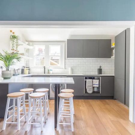 Luxuriously Designed 3 Bedroom Apartment In Clapham Londýn Exteriér fotografie
